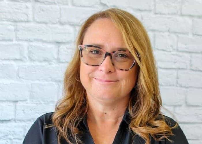 Why Women Should JUMP into Franchise Ownership – The Benefits of Joining a Franchise